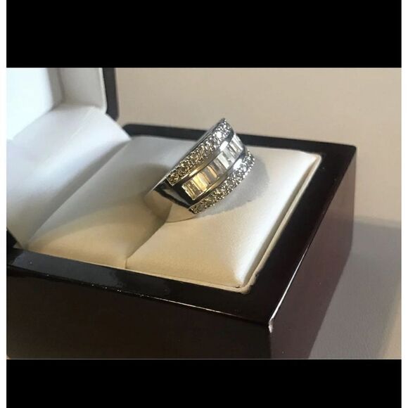 4Ct Baguette & Round Cut Sim Diamond Band Ring Sz 9 - Picture 2 of 4